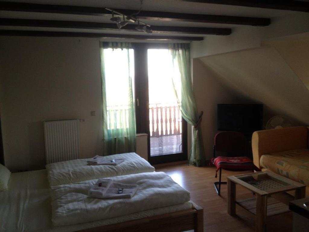 היידנאו Hotel Ausspann חדר תמונה