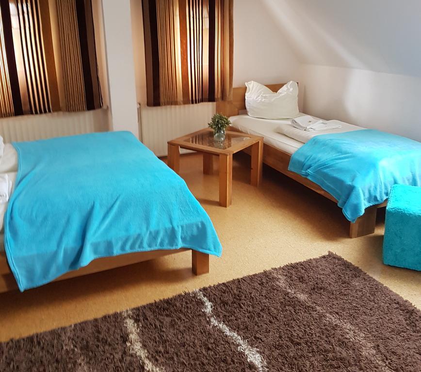 היידנאו Hotel Ausspann מראה חיצוני תמונה